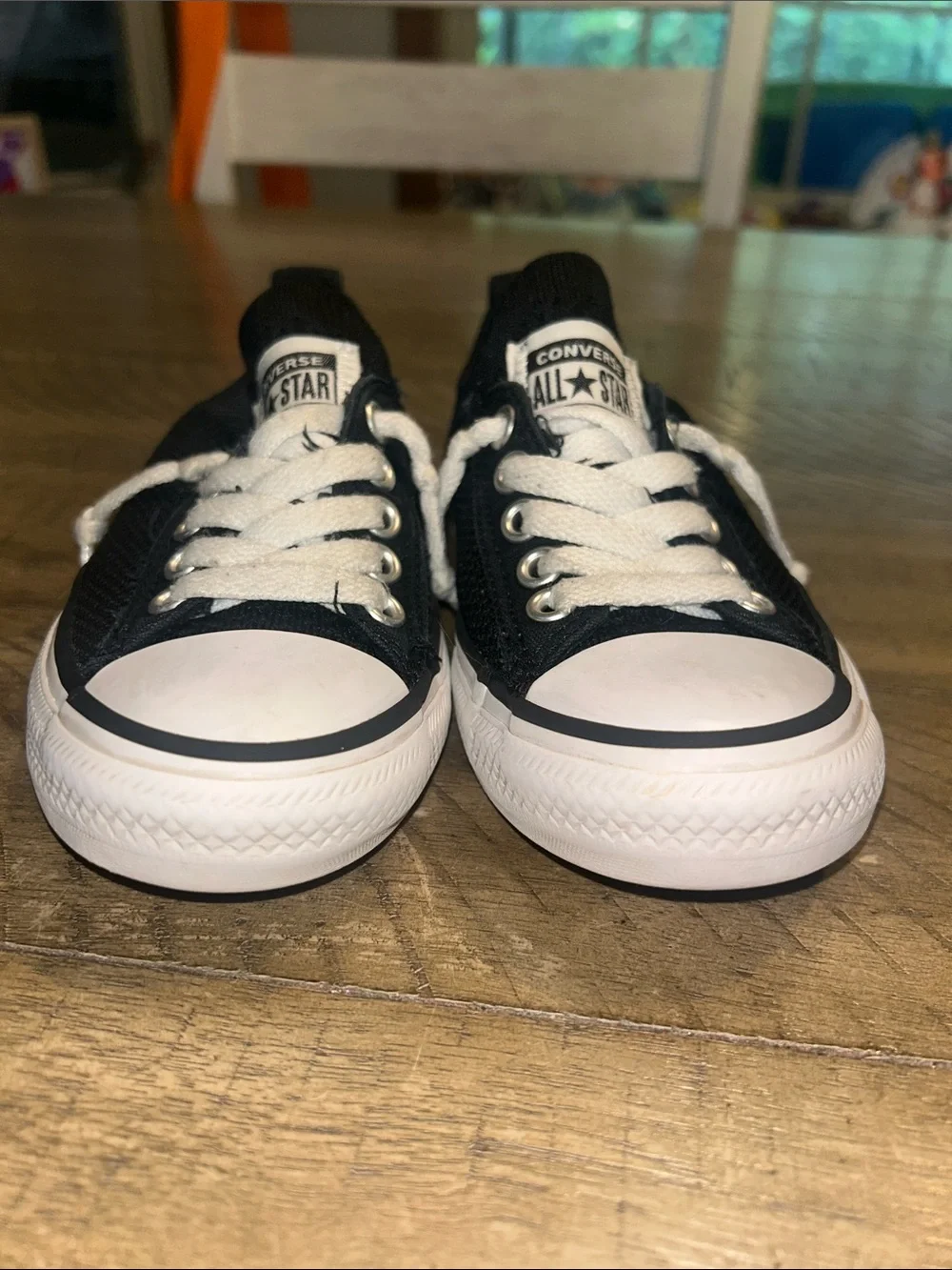 Converse Kids Black and White Low Top Sneakers size 11